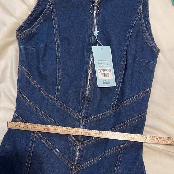 NWT Revice Denim Hollywood Heartthrob Jumpsuit Heart Back Cutout Flare Large - Picture 11 of 16